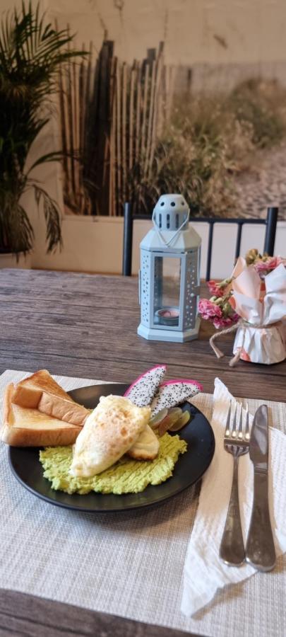 Homey Stay And Cafe By Hematoa Bangkok Exteriör bild